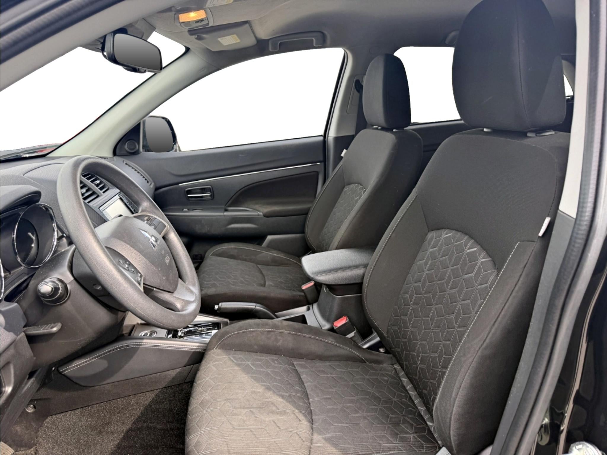 2023 Mitsubishi Outlander Sport S
