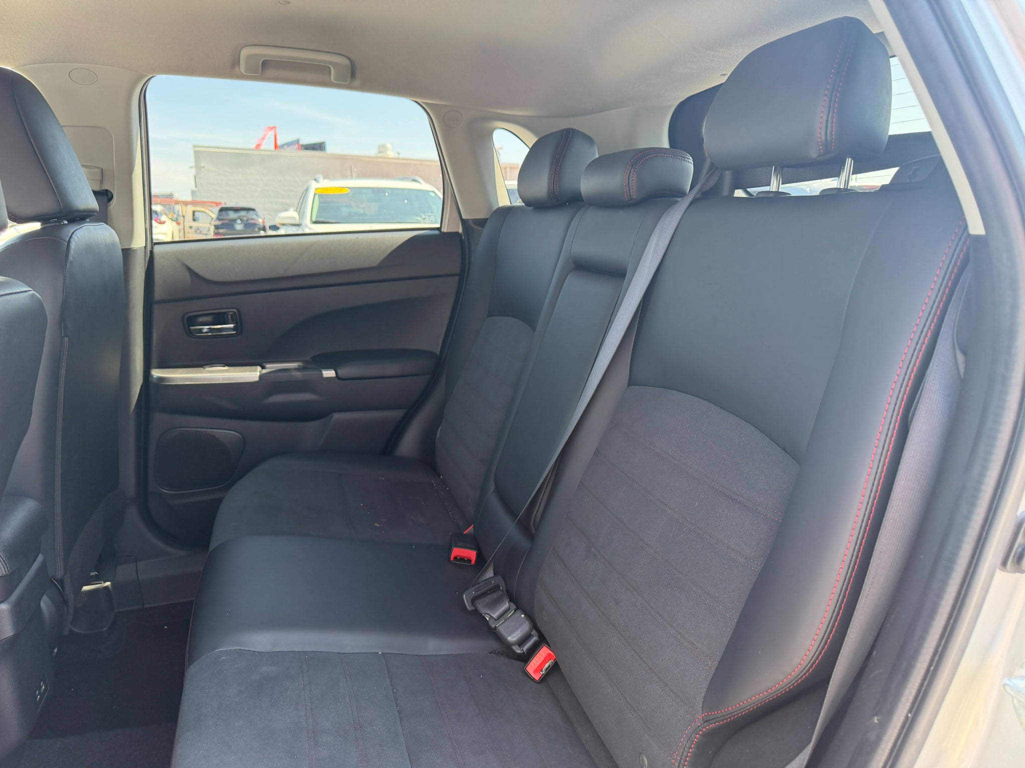 2024 Mitsubishi Outlander Sport SE