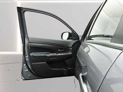 2026 Mitsubishi Outlander Sport SE