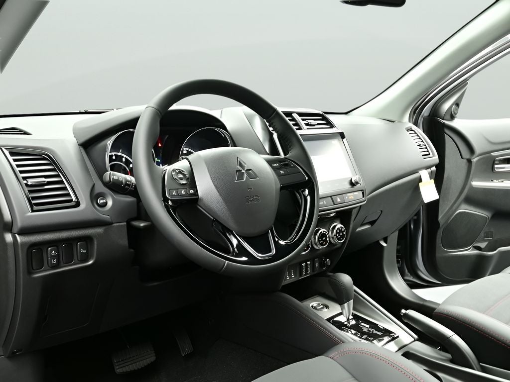 2026 Mitsubishi Outlander Sport SE