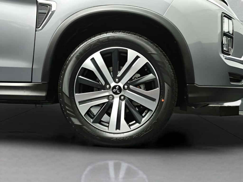 2026 Mitsubishi Outlander Sport SE