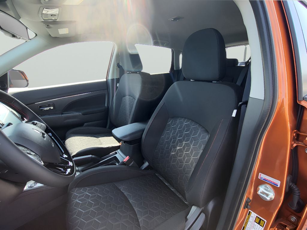 2026 Mitsubishi Outlander Sport LE