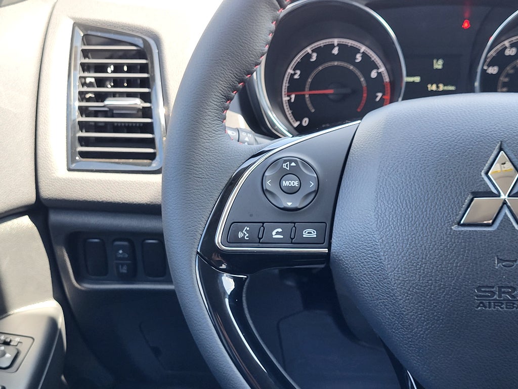 2026 Mitsubishi Outlander Sport LE