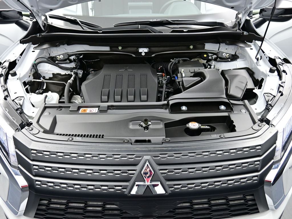 2025 Mitsubishi Eclipse Cross LE