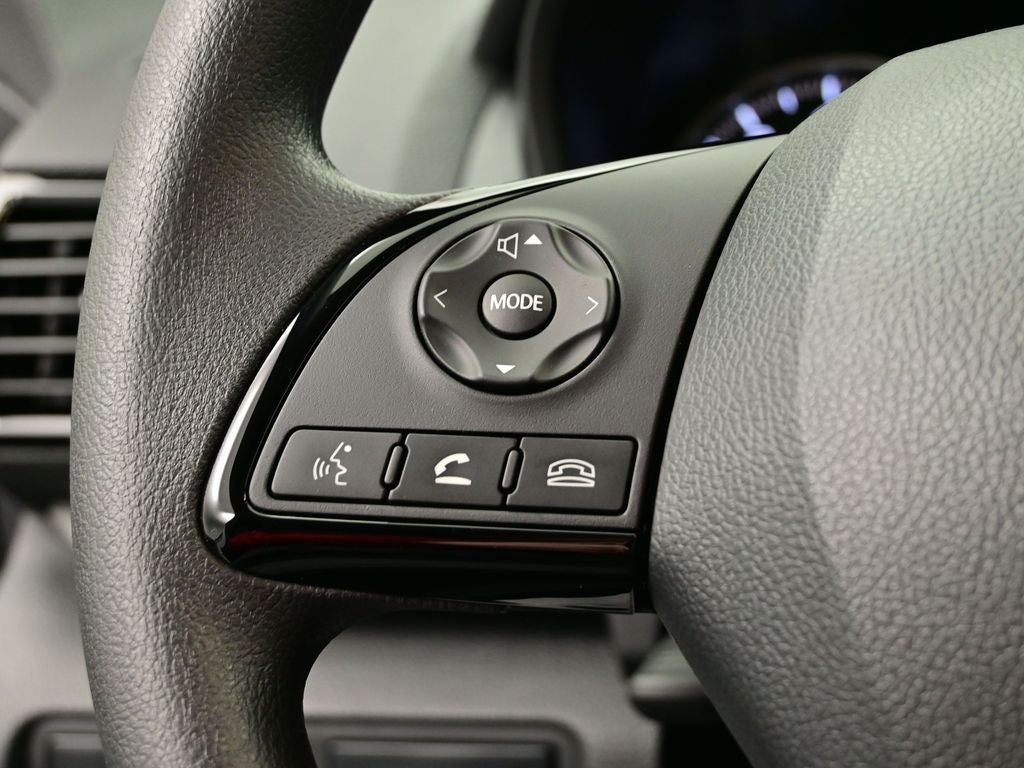 2025 Mitsubishi Eclipse Cross LE