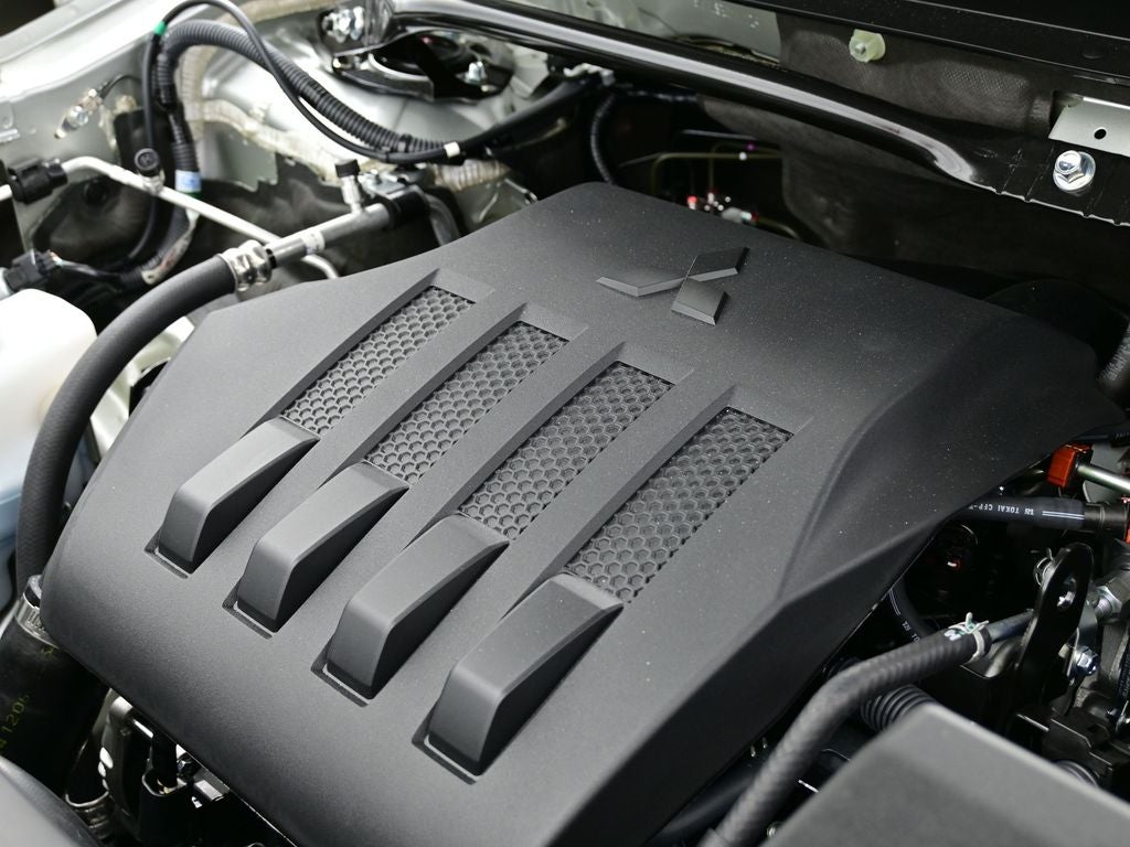 2025 Mitsubishi Eclipse Cross LE