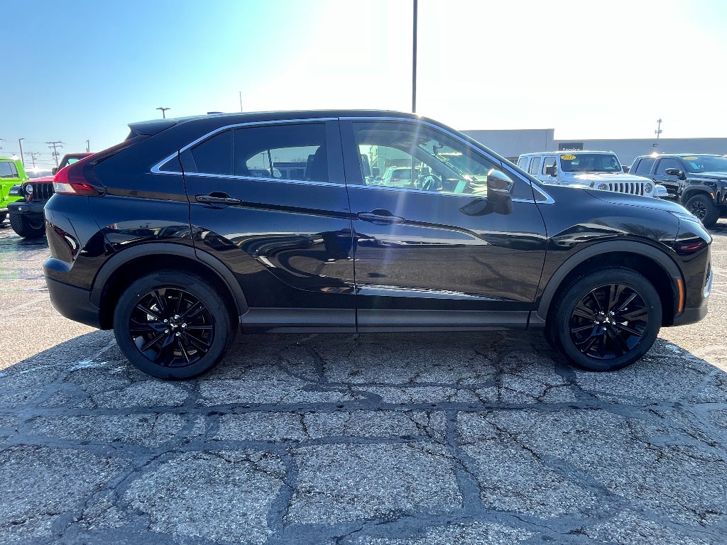 2025 Mitsubishi Eclipse Cross LE