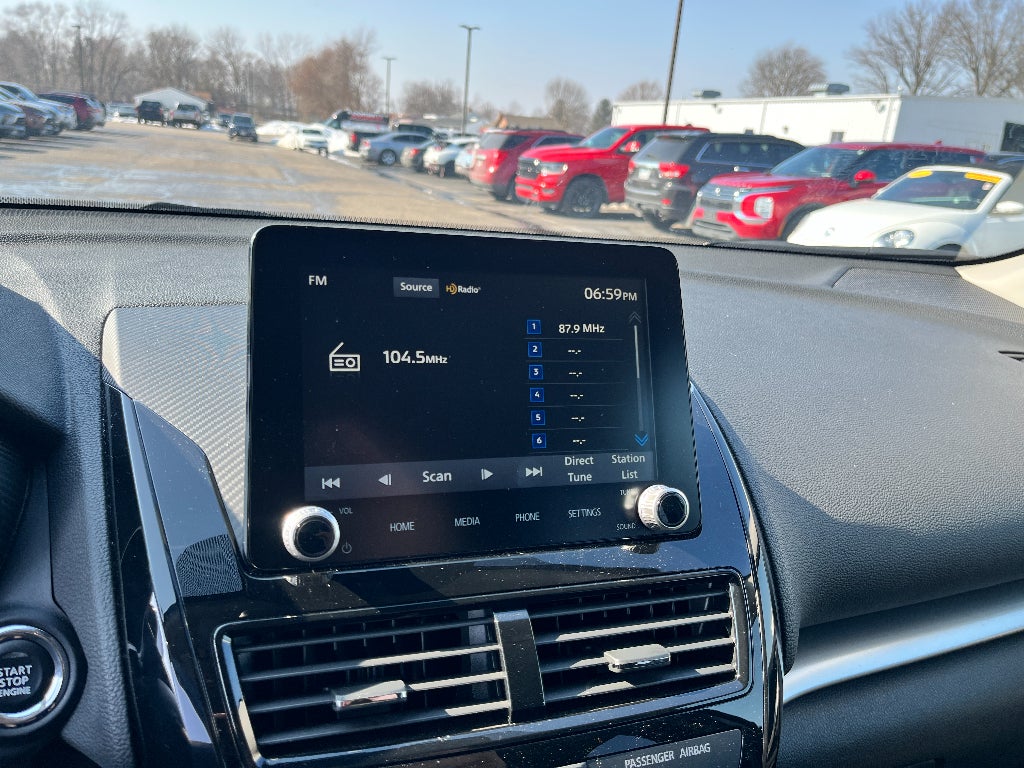 2025 Mitsubishi Eclipse Cross LE