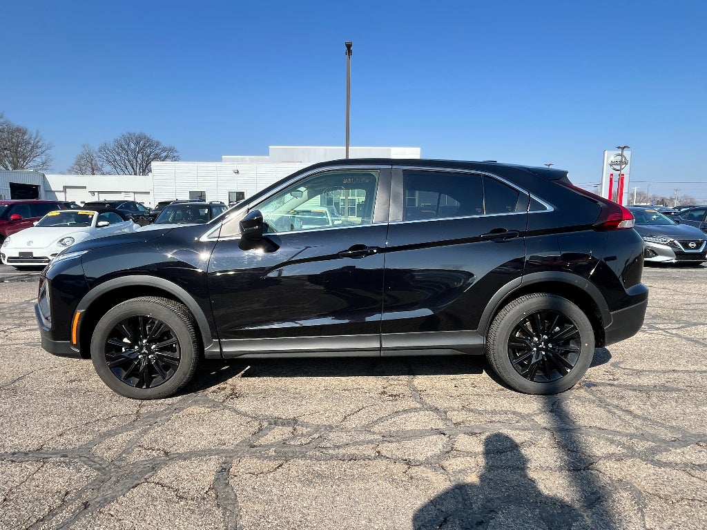 2025 Mitsubishi Eclipse Cross LE