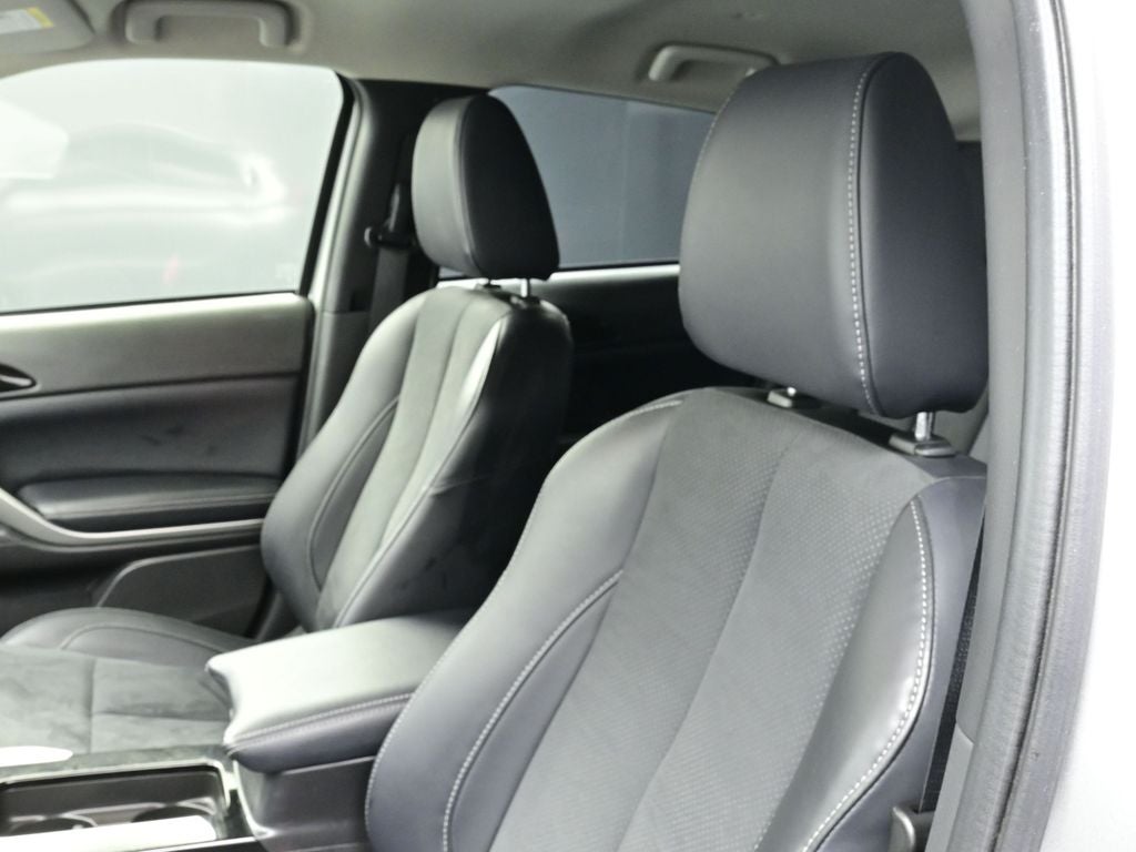 2025 Mitsubishi Eclipse Cross Black Edition