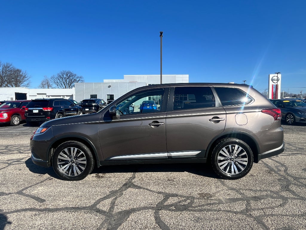 2019 Mitsubishi Outlander SE