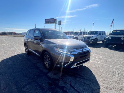 2019 Mitsubishi Outlander SE