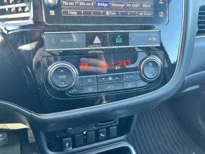 2019 Mitsubishi Outlander SE