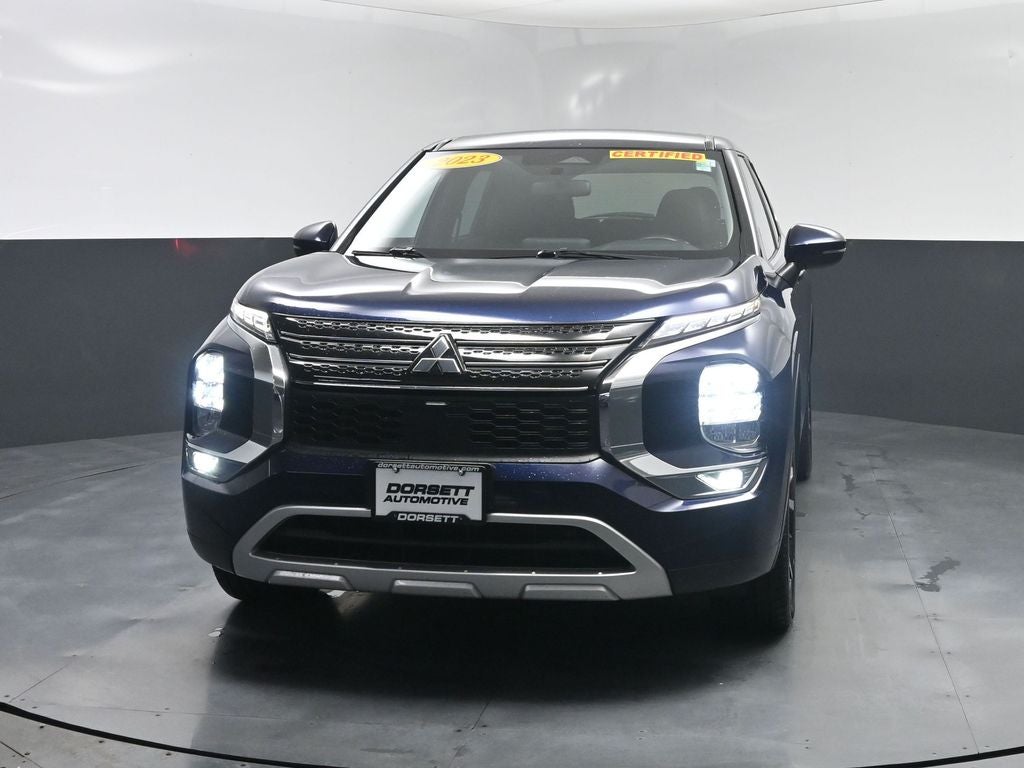 2023 Mitsubishi Outlander SE Special Edition
