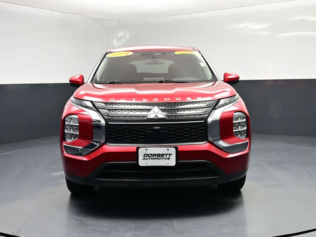 2024 Mitsubishi Outlander ES