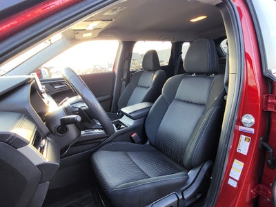 2024 Mitsubishi Outlander ES