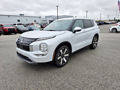 2025 Mitsubishi Outlander SE