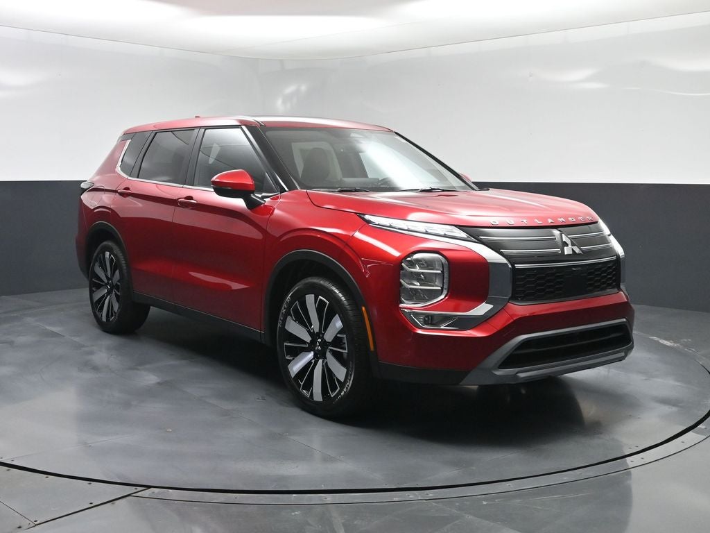 2026 Mitsubishi Outlander SE