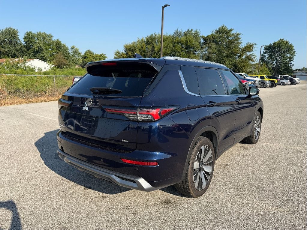 2025 Mitsubishi Outlander SEL