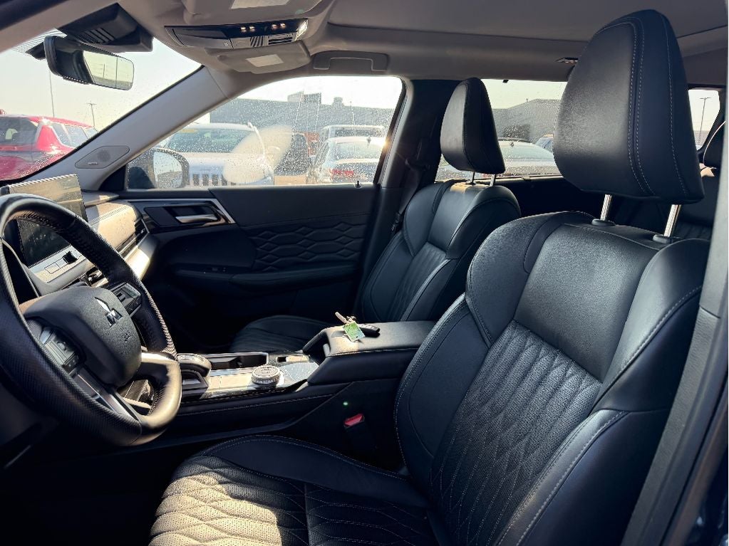 2025 Mitsubishi Outlander SEL
