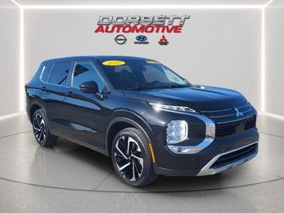 2022 Mitsubishi Outlander SE