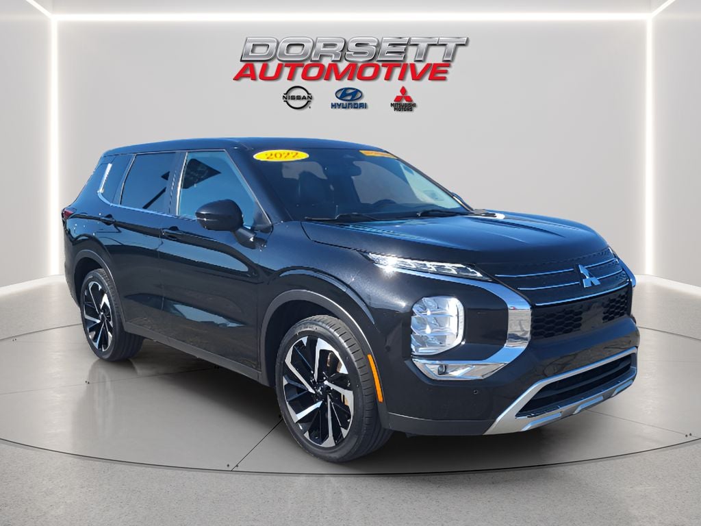 2022 Mitsubishi Outlander SE