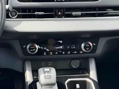 2026 Mitsubishi Outlander ES