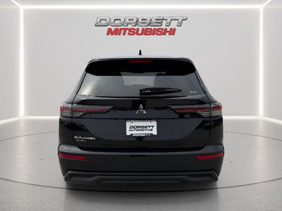 2026 Mitsubishi Outlander ES