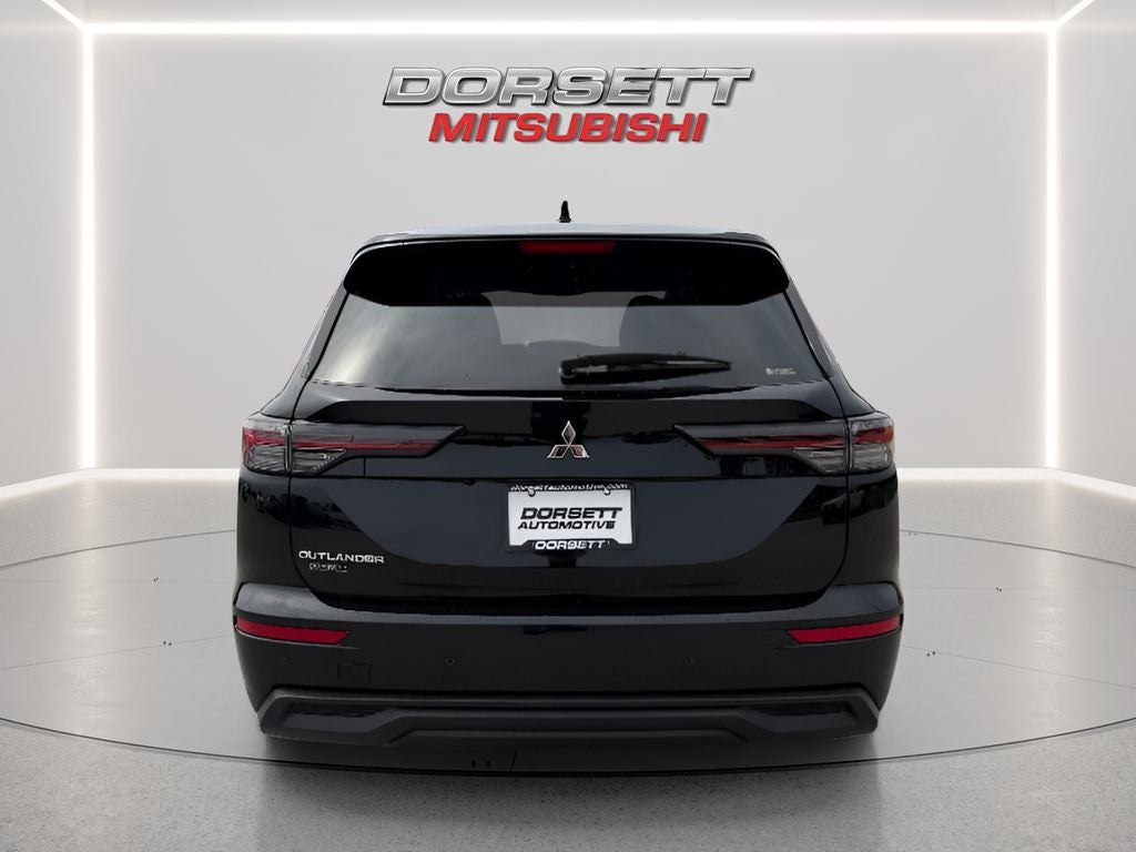2026 Mitsubishi Outlander ES