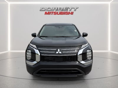 2026 Mitsubishi Outlander ES