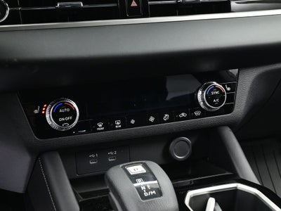 2026 Mitsubishi Outlander ES