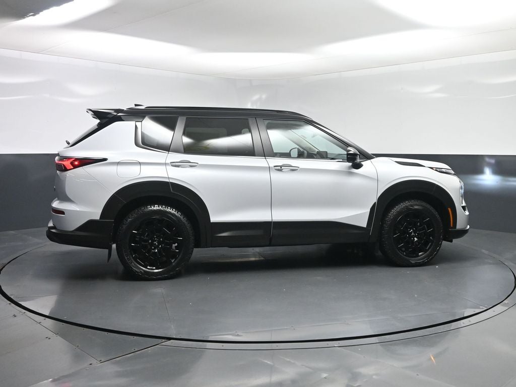 2025 Mitsubishi Outlander Trail Edition