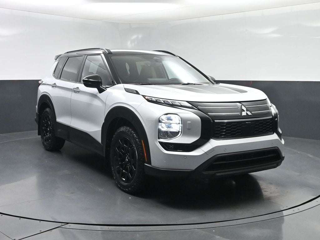 2025 Mitsubishi Outlander Trail Edition