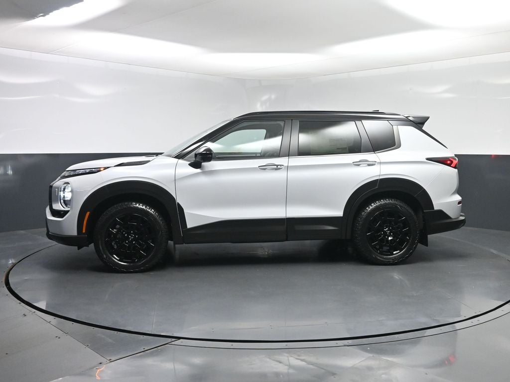 2025 Mitsubishi Outlander Trail Edition