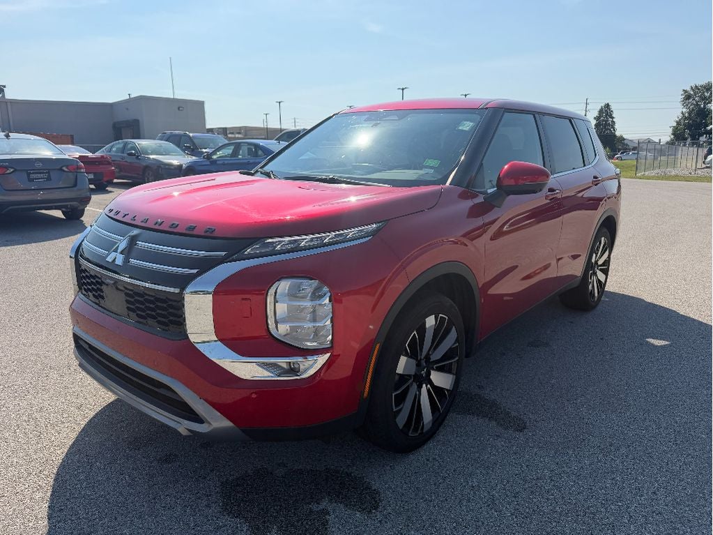 2025 Mitsubishi Outlander SE
