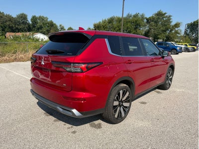 2025 Mitsubishi Outlander SE