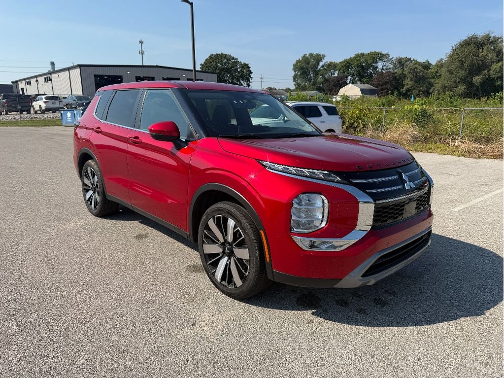 2025 Mitsubishi Outlander SE