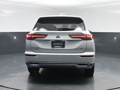 2025 Mitsubishi Outlander SE