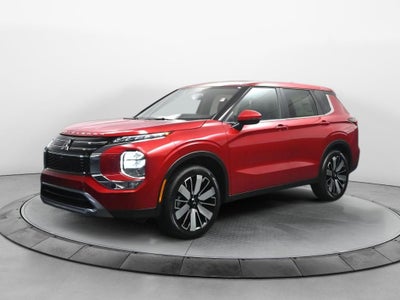 2025 Mitsubishi Outlander SE