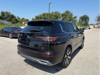 2025 Mitsubishi Outlander SE