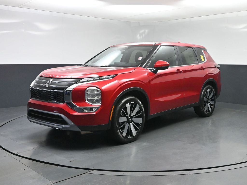 2025 Mitsubishi Outlander SE