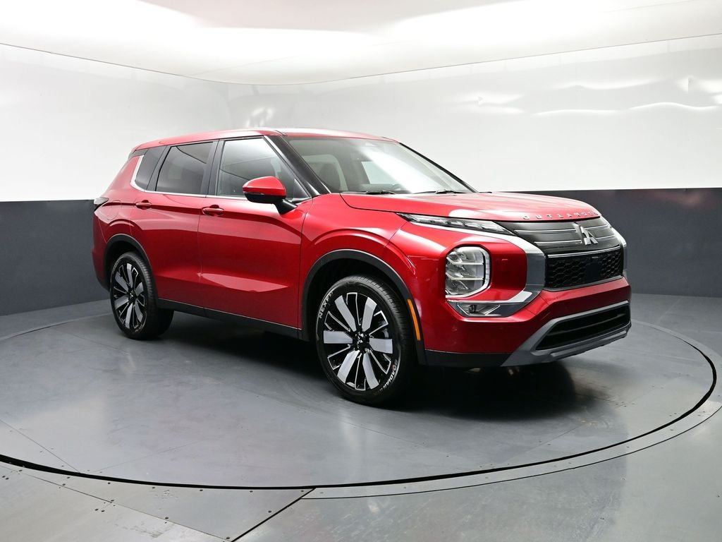 2025 Mitsubishi Outlander SE