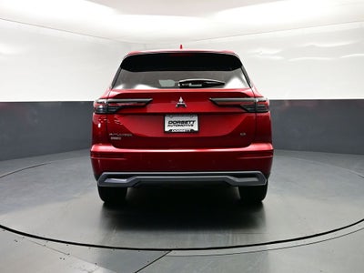 2025 Mitsubishi Outlander SE