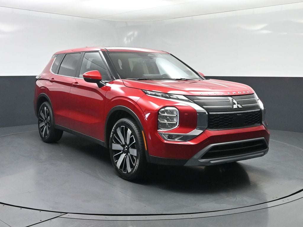 2025 Mitsubishi Outlander SE
