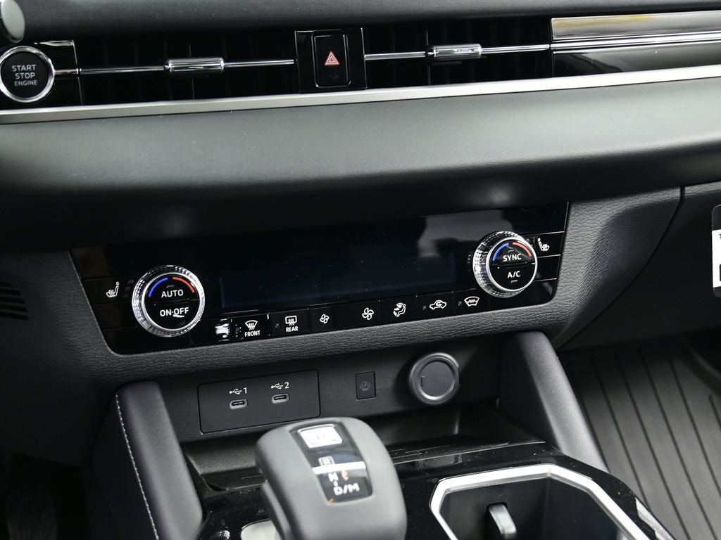 2025 Mitsubishi Outlander Trail Edition