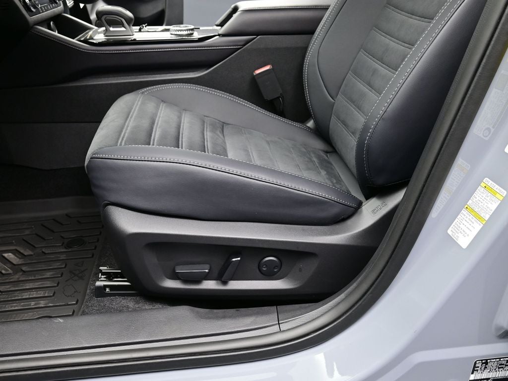 2025 Mitsubishi Outlander Trail Edition