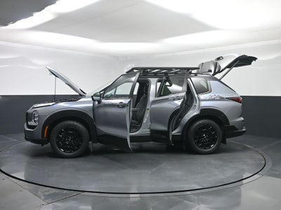 2025 Mitsubishi Outlander Trail Edition