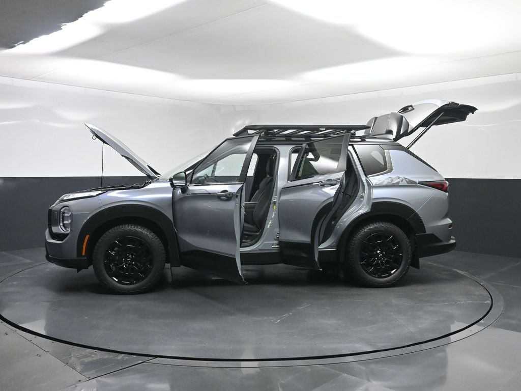 2025 Mitsubishi Outlander Trail Edition