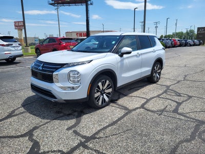 2025 Mitsubishi Outlander SE