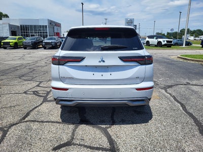 2025 Mitsubishi Outlander SE